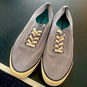 SeaVees Legend Sneakers men’s size 13 new